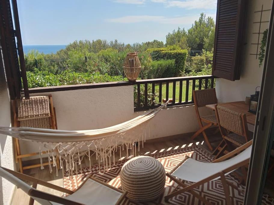 Superbe Appartement Piscine, Tennis, Vue Mer Et Decore Avec Gout Cassis Exterior foto